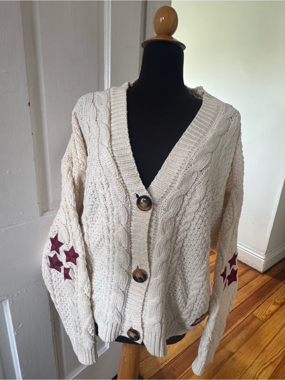 Taylor Swift Red star cardigan